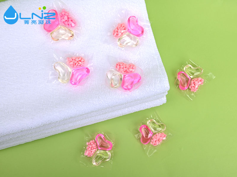 菁亮八倍洁净力洗衣凝珠